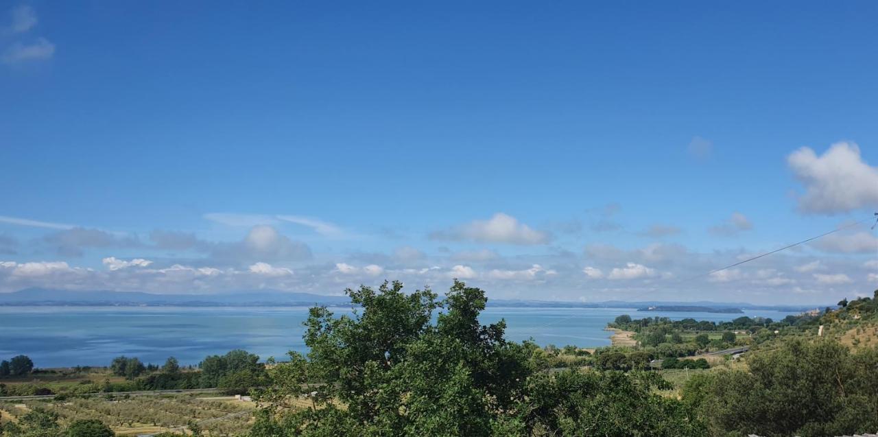 Poloturisticoumbria Rustico Con Piscina Vista Lago Apart otel Passignano sul Trasimeno Dış mekan fotoğraf